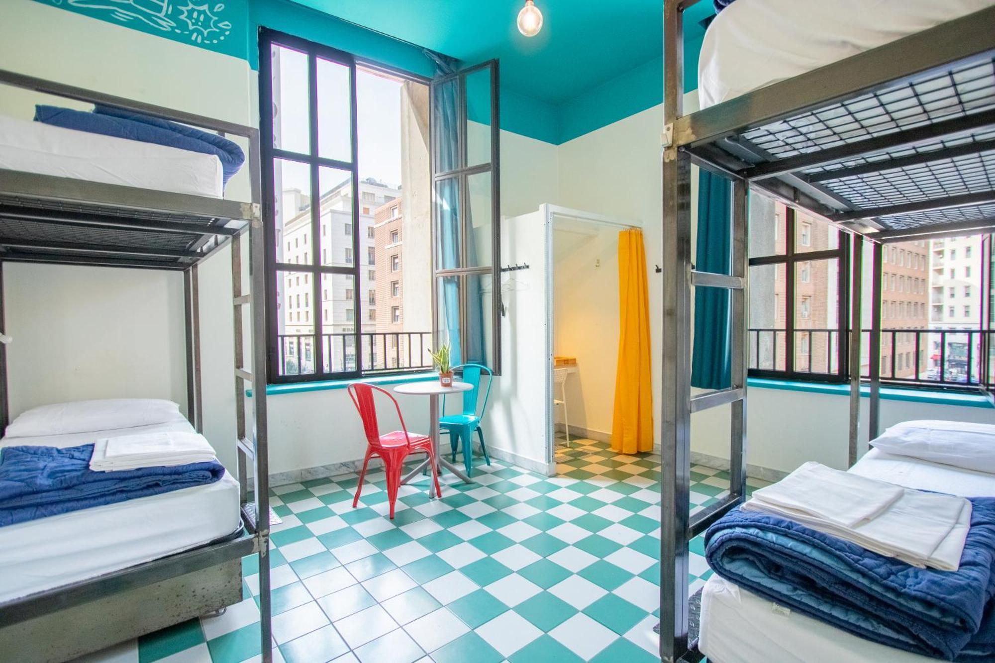 Bed 4-Bed Female Dormitory Room