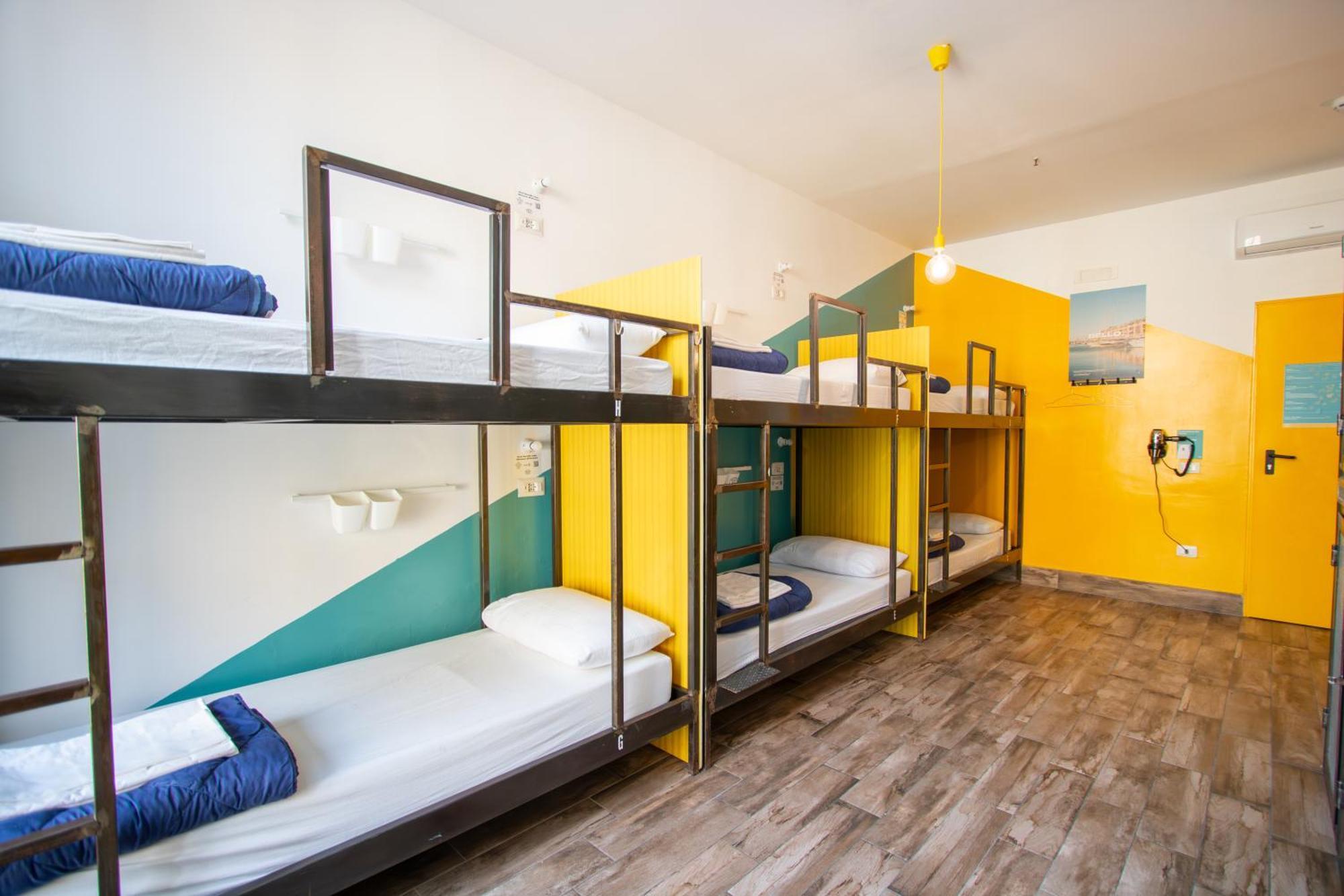 Bed 6-Bed Mixed Dormitory Room